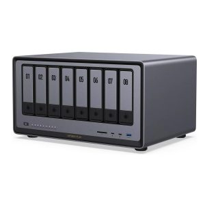 Ugreen DXP8800 Plus NAS